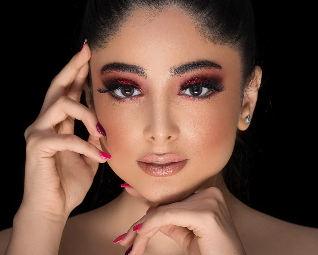 ماهي اساسيات الميك اب للمبتدئات