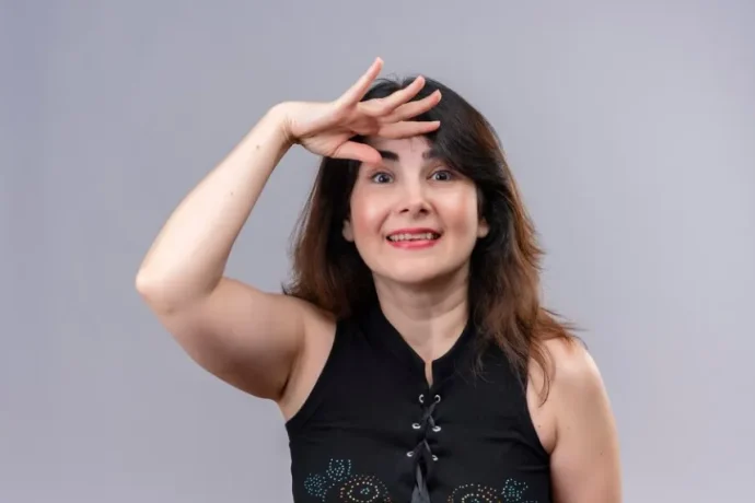 كيف تتعاملين مع الضغوط المجتمعية المتعلقة بالجمال