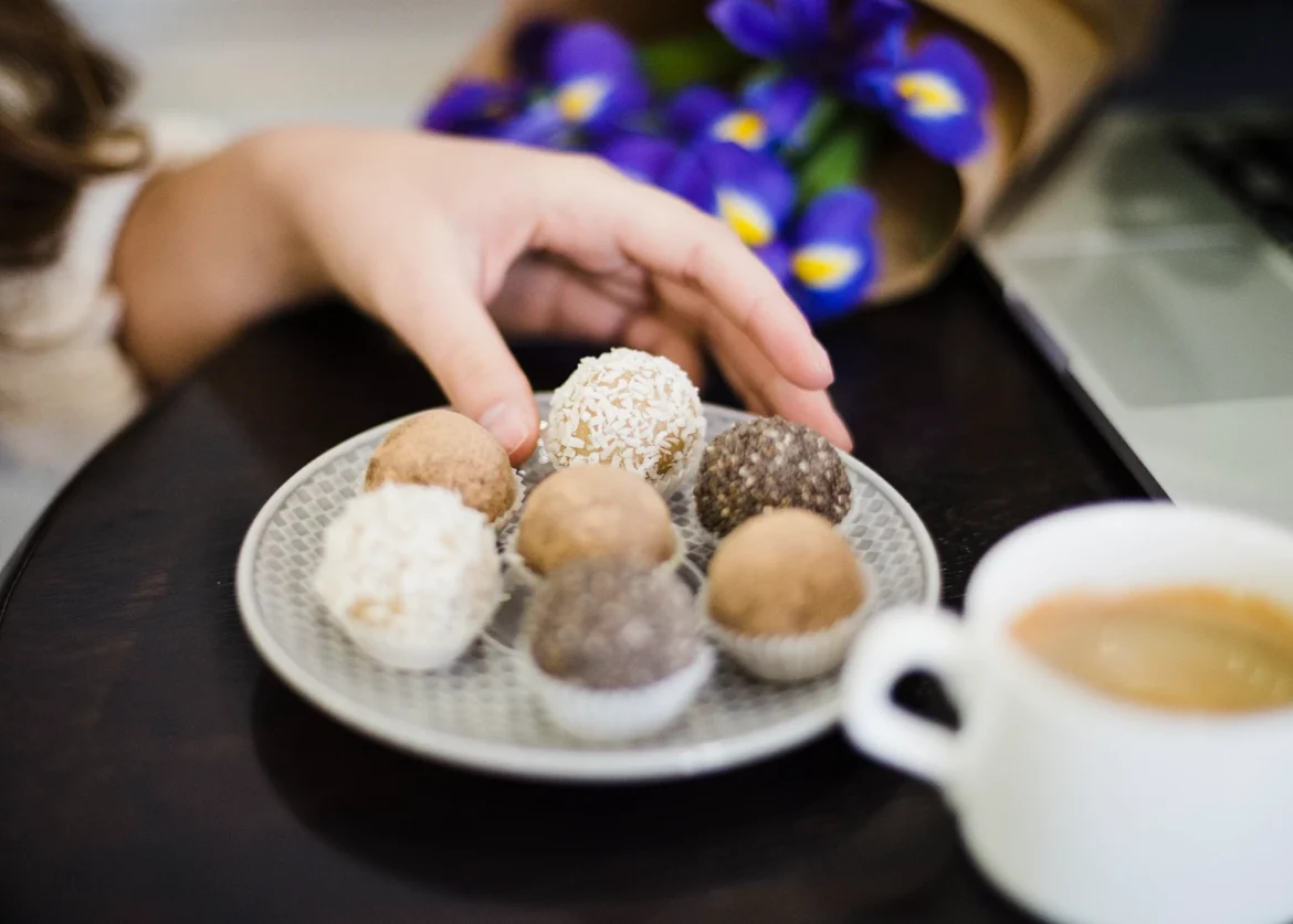 كيف نتجنب زيادة الوزن بعد عيد الفطر