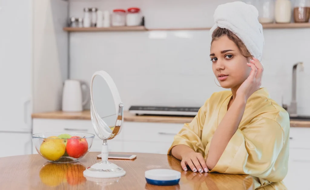 العناية بالبشرة
